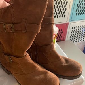 Sketchers size 11 boots